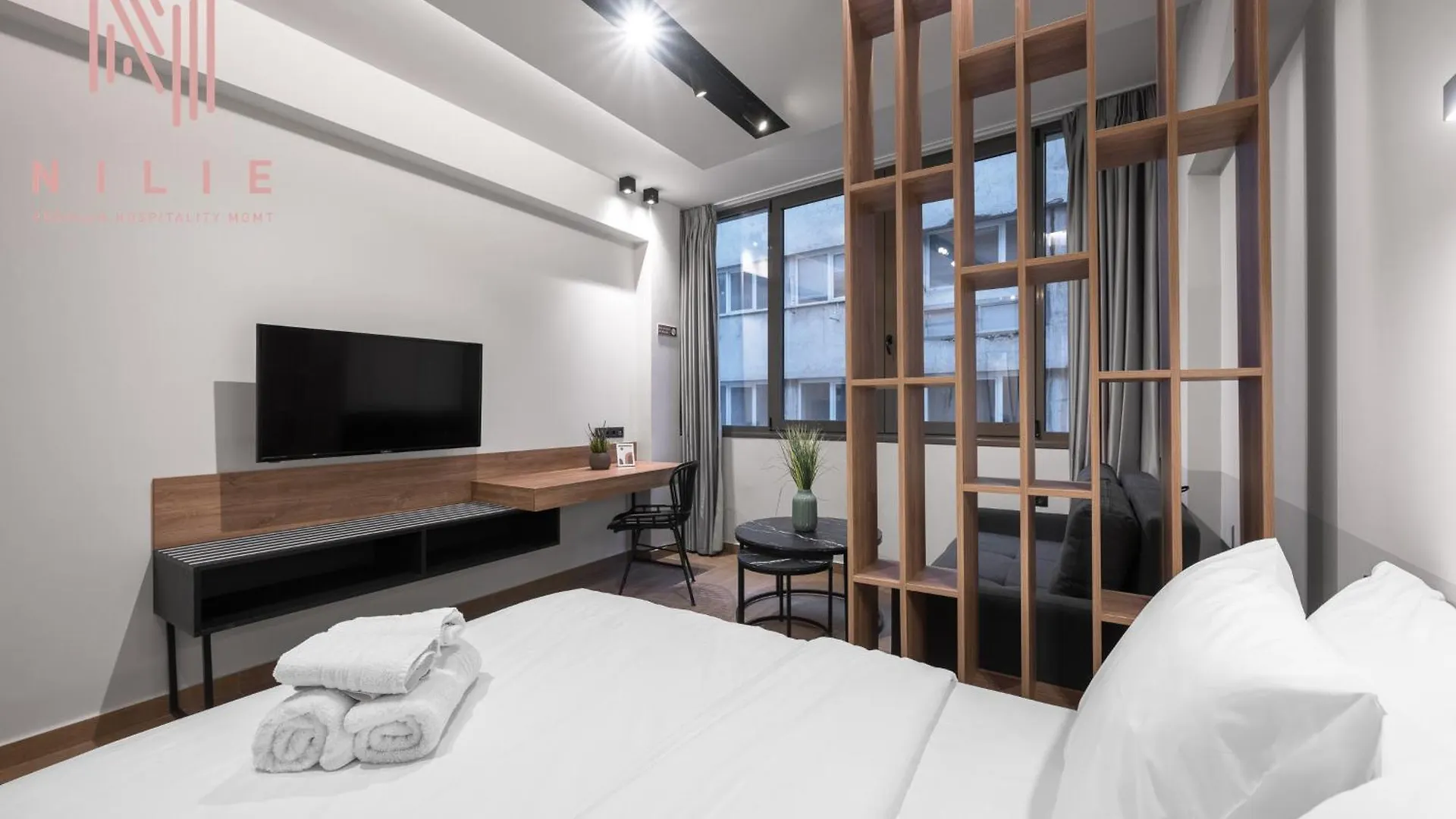 Vellow Door, Nilie Hospitality Mgmt テッサロニキ ギリシャ