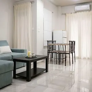 κάντε κράτηση εδώ