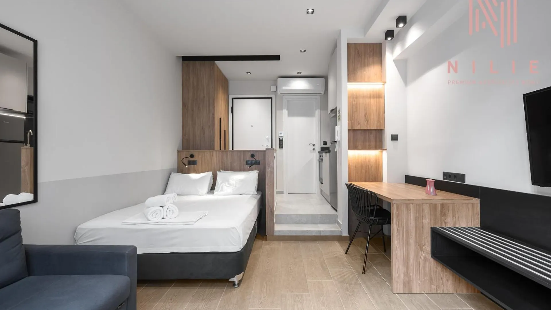 Vellow Door, Nilie Hospitality Mgmt Θεσσαλονίκη