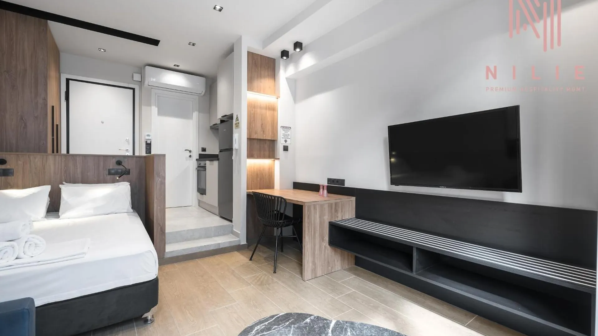 Vellow Door, Nilie Hospitality Mgmt Θεσσαλονίκη Ελλάδα