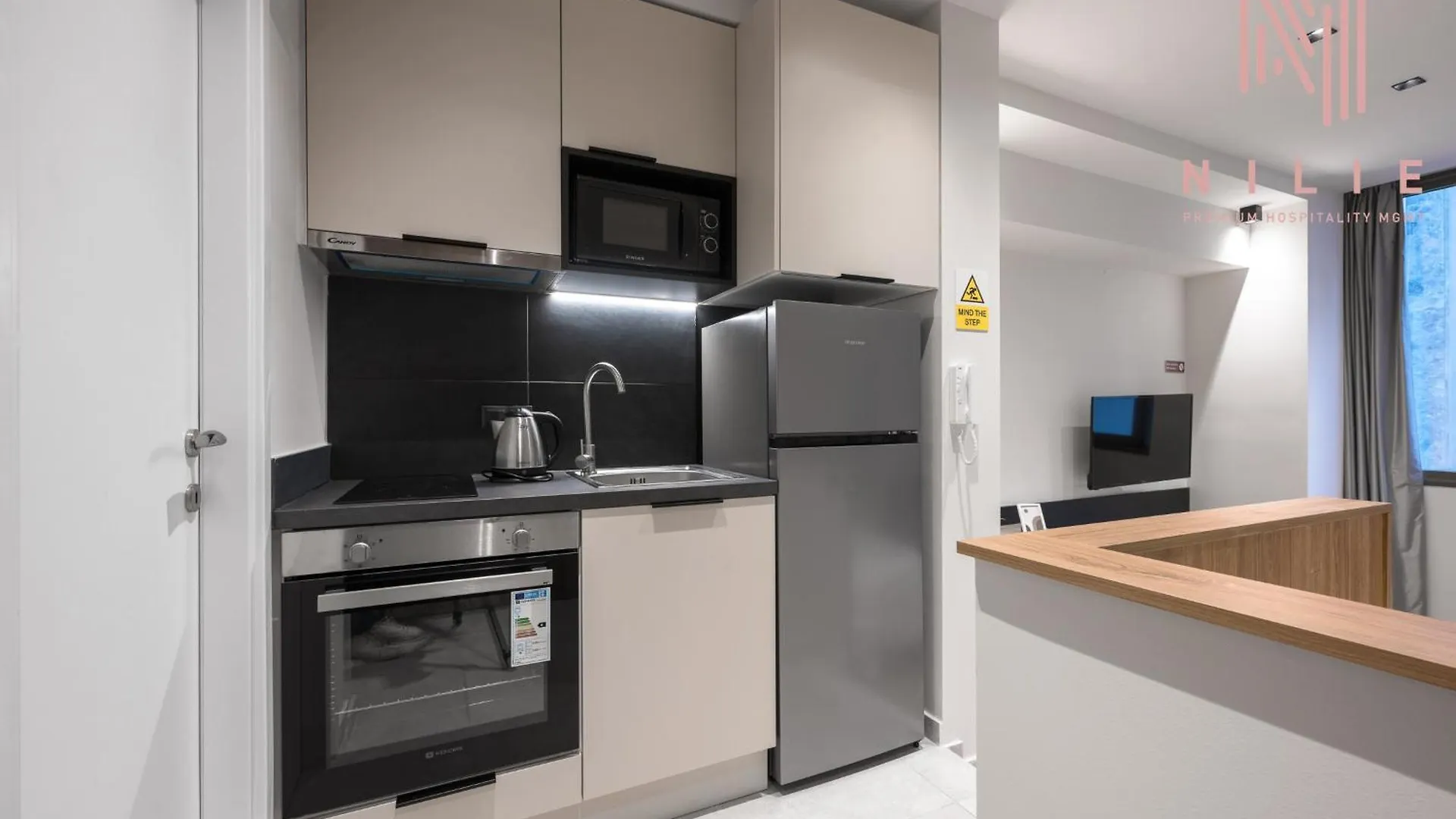 Vellow Door, Nilie Hospitality Mgmt Θεσσαλονίκη 0*,  Ελλάδα